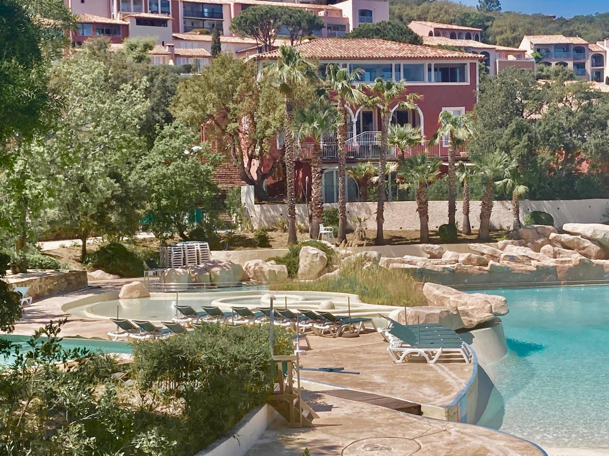 Appartamento Les Restanques Vue Roses 1070 Rez De Jardin Grimaud